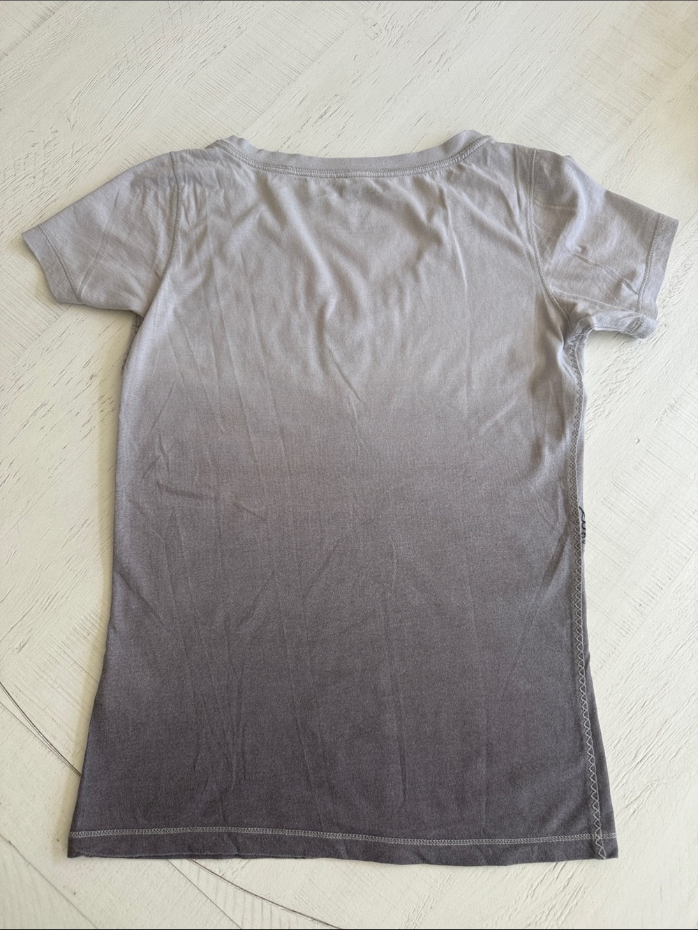 Lucky Brand T-Shirt V-Neck Bird, Heart & Peace Boho Design Luck Tees Gray Ombré - Picture 5 of 17
